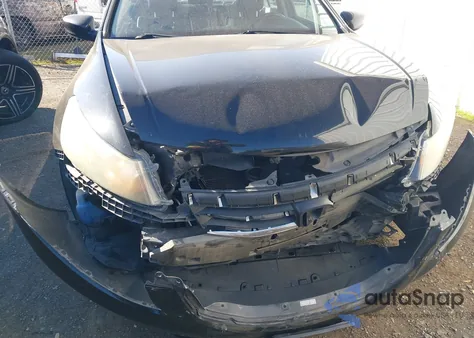 2011 Honda Accord 2.4 Ex-L from USA, damaged, VIN 1HGCP2F89BA010042